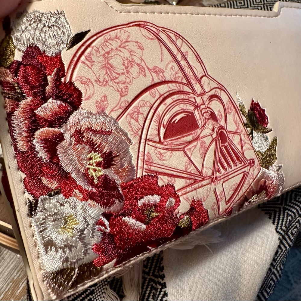 Darth Vader Star Wars Cream and Red Floral Wallet Disney Loungefly Collectible - Picture 6 of 15